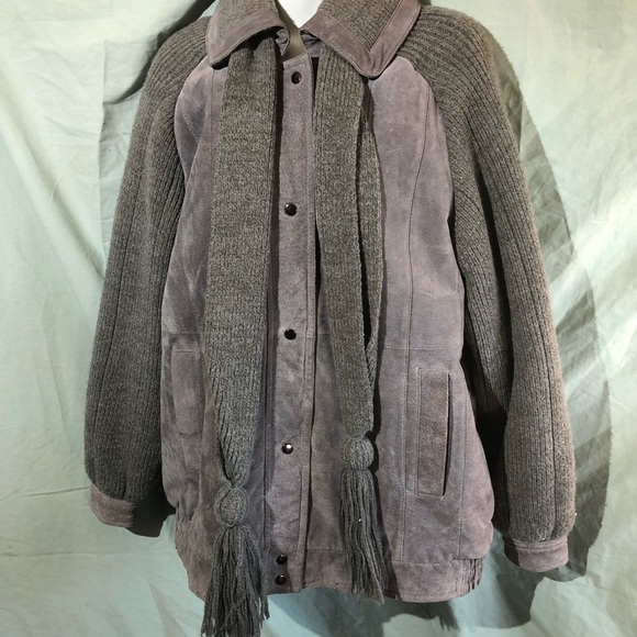 Vintage 90’s Suede and Knit Jacket with Scarf - Picture 13 of 16